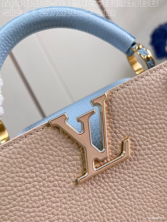 WIS BB-27*18*9CM VUITTON LOUIS CAPUCINES 0117